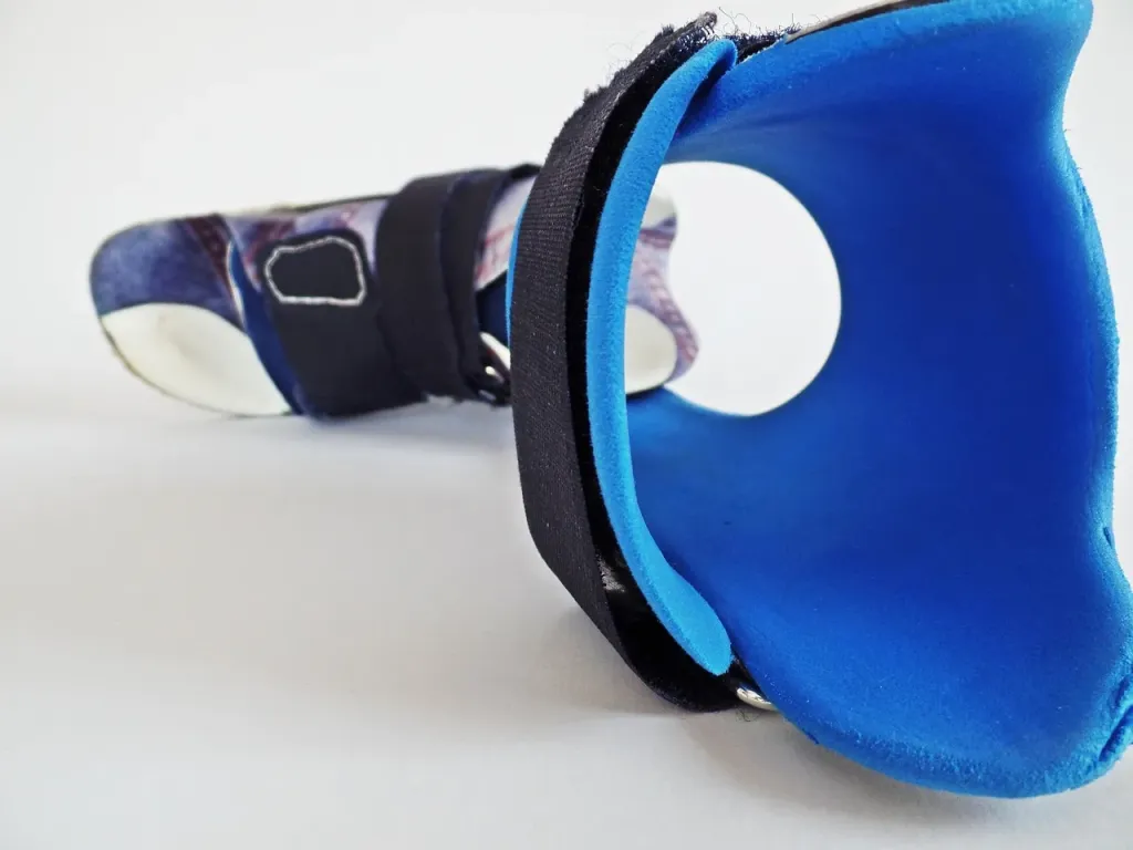 Orteza sztywna czy miękka? Jak dobrać stabilizator kolana do rodzaju kontuzji